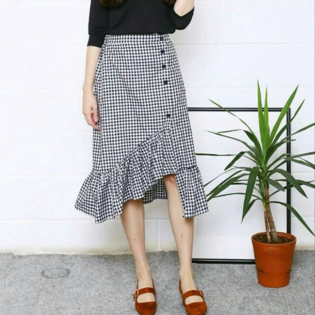 Zara Plaid Ruffle Skirt