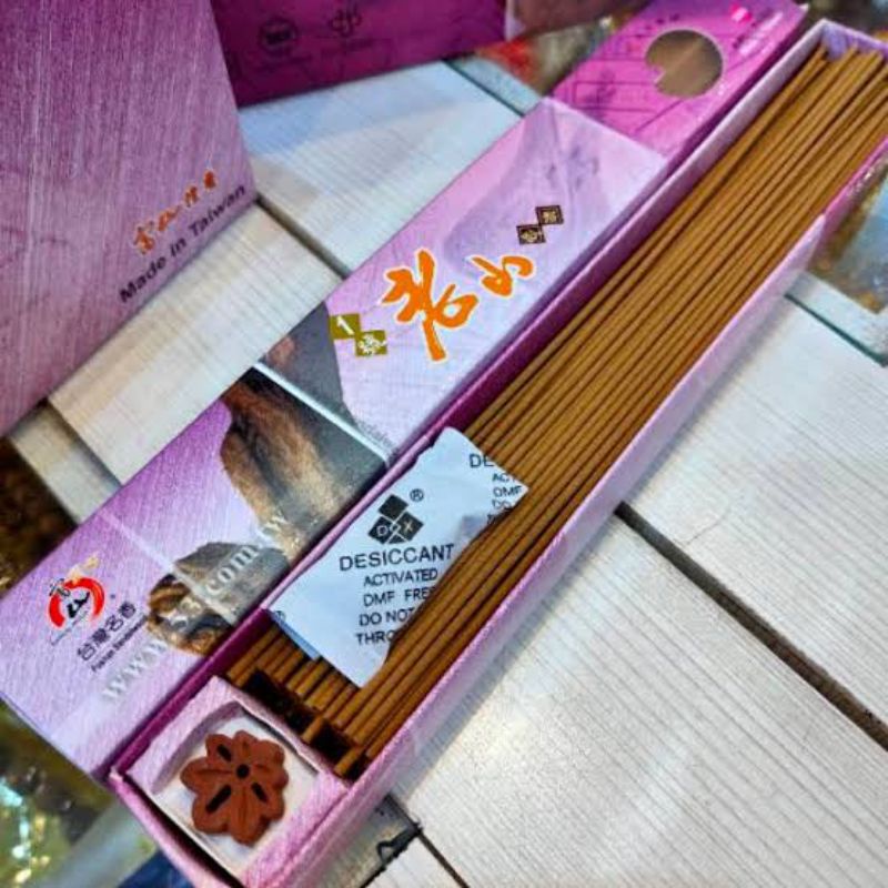 DUPA / HIO TANPA KAKI WANGI WU CHEN DAN LAO SHAN