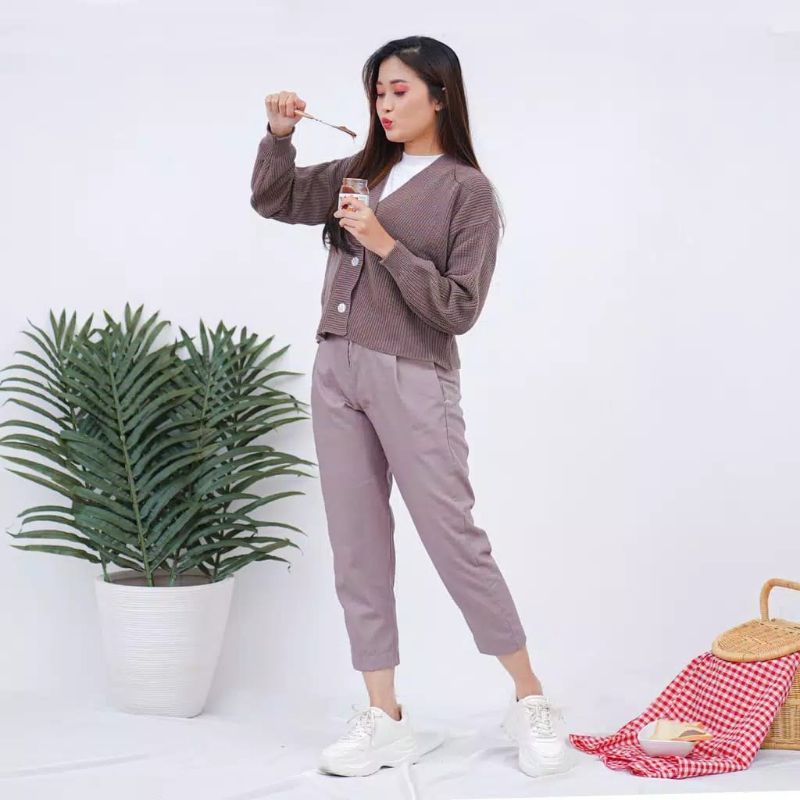 Berlin Ankle Crop Pants Celana Chino Wanita Korea Cropped