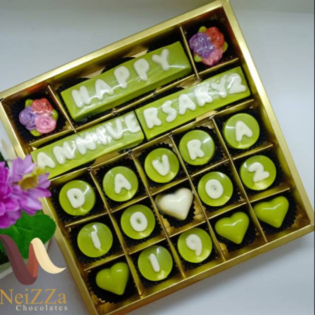 

Coklat kado anniversary