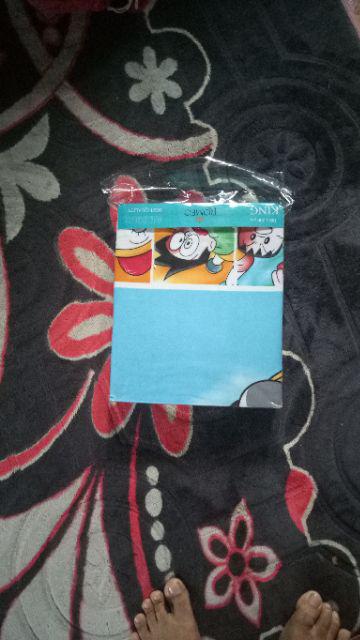 Sprei King Romeo Doraemon Sapu Terbang 180x200 Cm