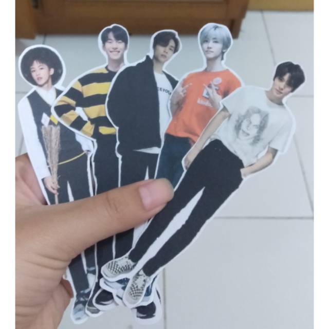 PEMBATAS BUKU KPOP NCT BTS WANNA ONE EXO WAYV BIGBANG SEVENTEEN STRAYKIDS ASTRO