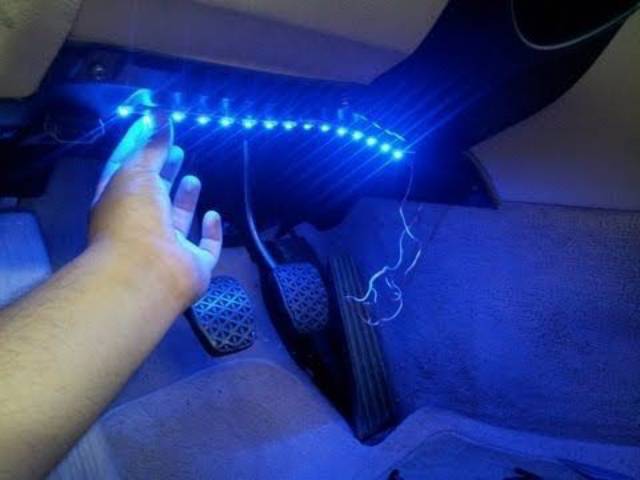 Lampu LED Mobil Kolong Dasboard Mobil Truk Remote Lampu Aksesoris interior Mobil Rgb Warna Warni