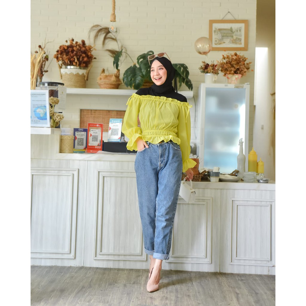 Willy top blouse / atasan blus wanita