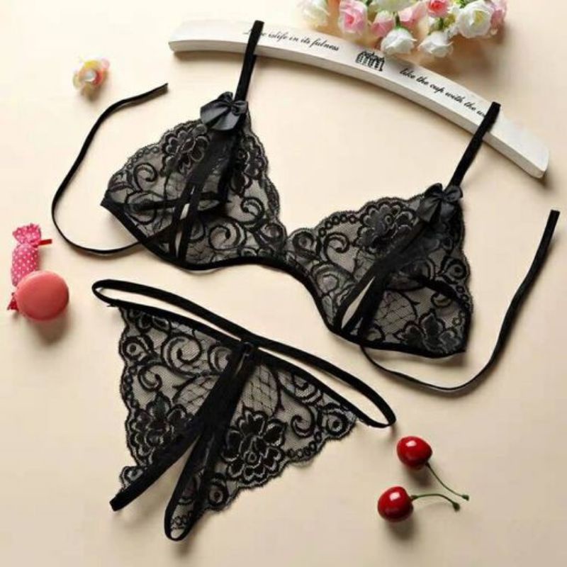 Lingerie Set Bra dan G-String Transparant Pita Bunga