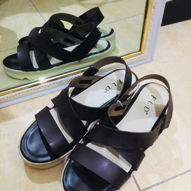 Sandal wedges FLD brown ukuran 37