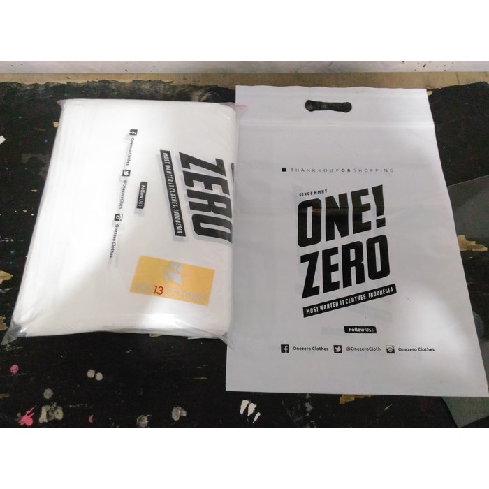  Sablon  Plastik  Klip zip lock 30x38 untuk kemasan distro 