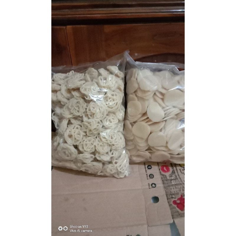 

kerupuk palembang mentah 1 kg