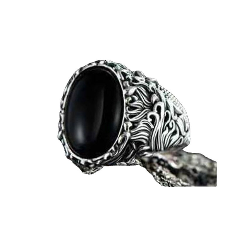 Cincin Bentuk Oval Bahan Stainless Warna Hitam Gaya Vintage Untuk Pria