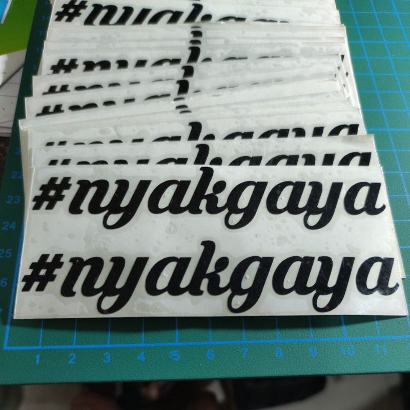 stiker nyakgaya 12 cm