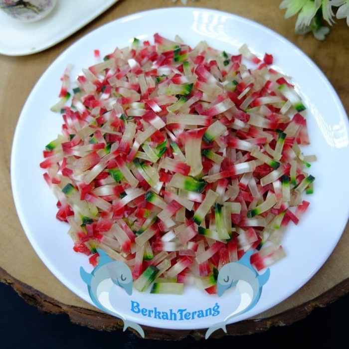 

tradisional-minuman- pacar cina 100gr / sekoteng / biji delima -minuman-tradisional.
