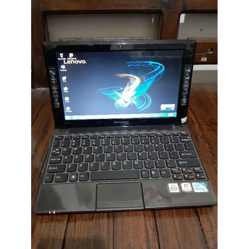 Netbook notebook laptop Lenovo 10 inch siap pakai