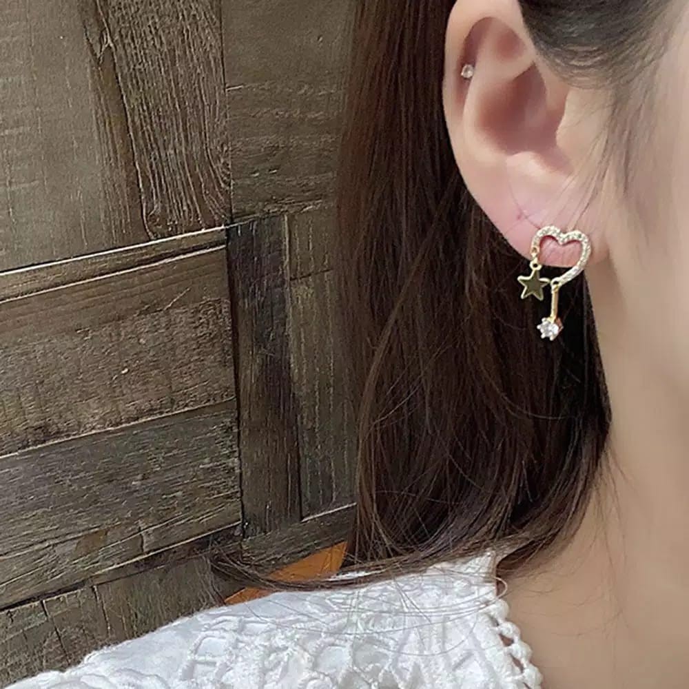 Anting Korea Cinta Bertabur Berlian Kecil