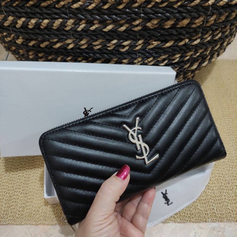 Dompet Tori. Gc. Y$L