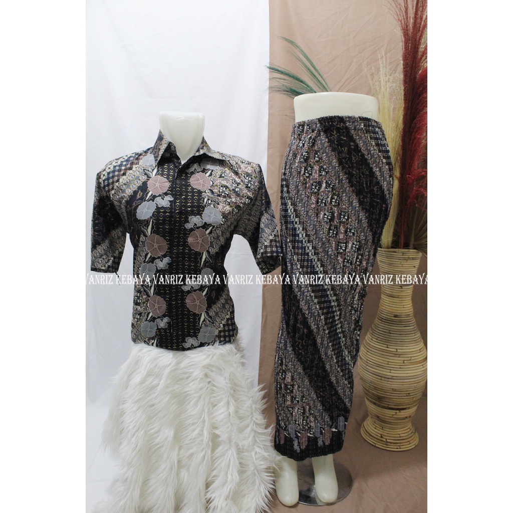 BATIK COUPLE/KEMEJA BATIK COUPLE/BATIK COUPLE LENGAN PENDEK/ROK PLISKET COUPLE