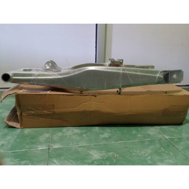 SWING ARM KLX 150L KTM NEW 66CM ARM KLX MODEL KTM NEW PANJANG 66CM SILVER