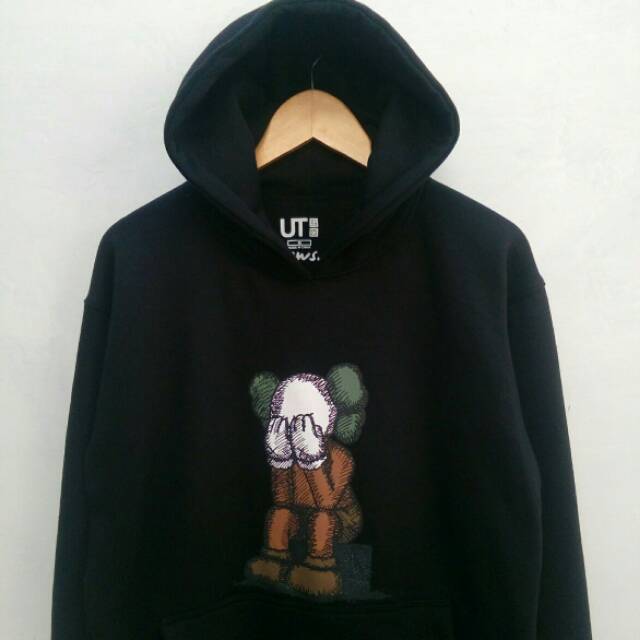 HOODIE UNIQLO X KAWS