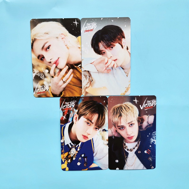 8pcs / set Kartu Pos Foto Stray Kids Ukuran Kecil