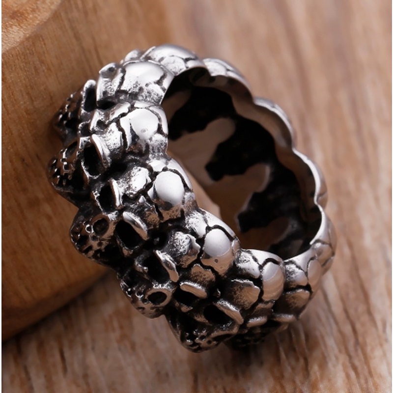 Vintage Fashion Punk Skull Men Ring Goth Rocker Hippie Hipster Skeleton Finger Ring Male Big Rings for Men Jewelry