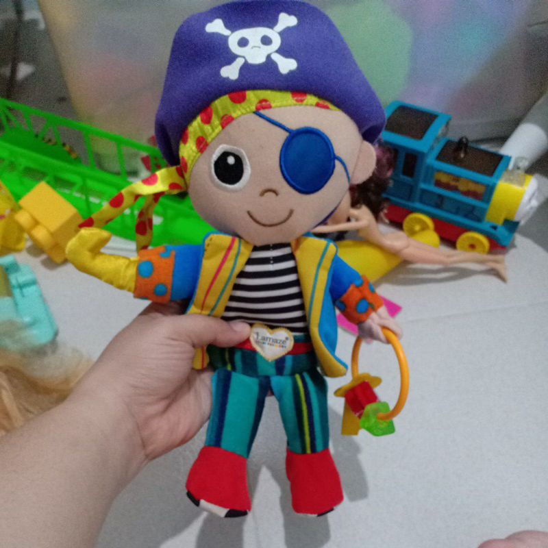 Mainan bayi lamaze bajak laut
