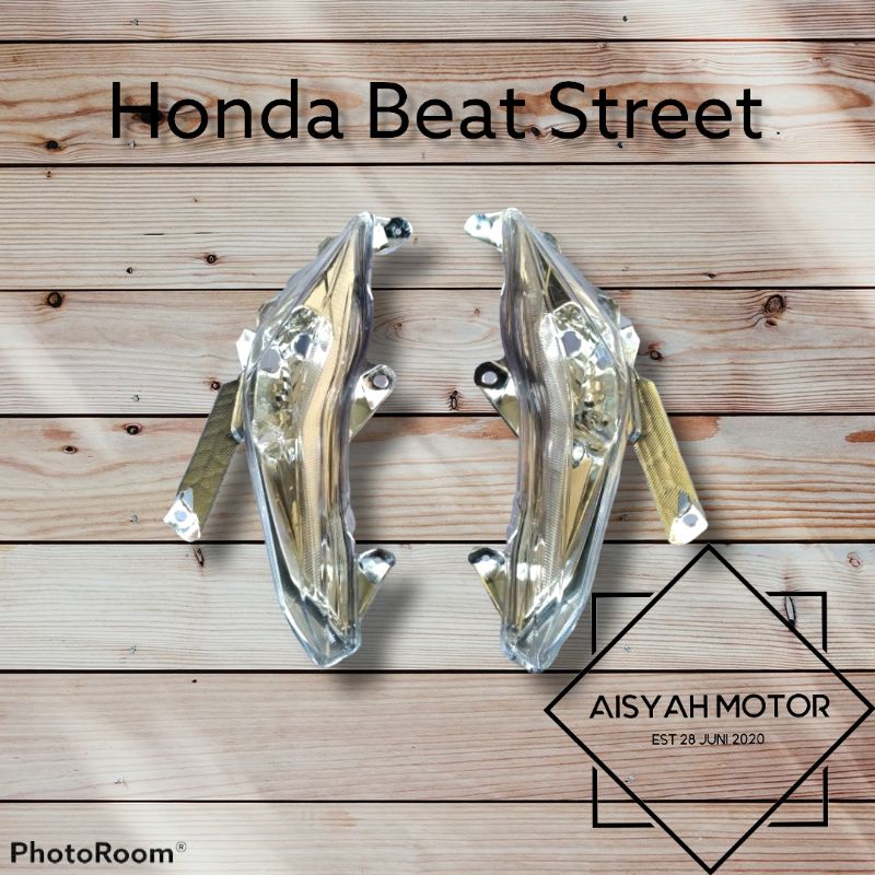 Reflektor Lampu Sen Honda Beat Street Tahun 2017