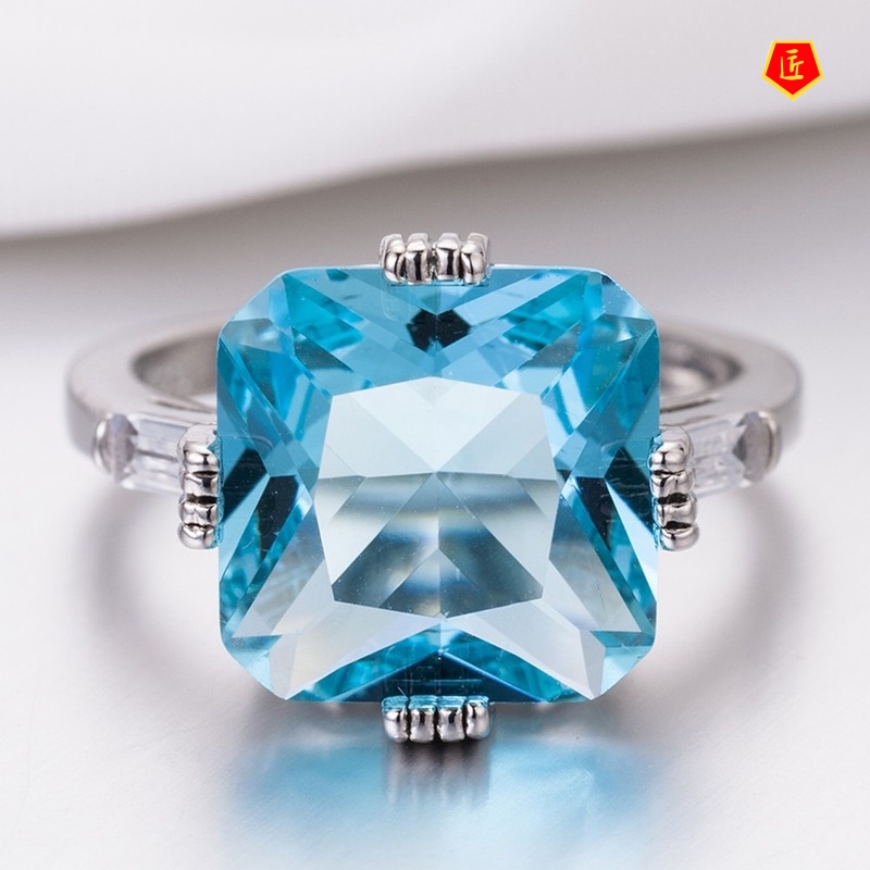 [Ready Stock]Inlaid Light Blue Topaz Square Diamond Ring Simple and Stylish