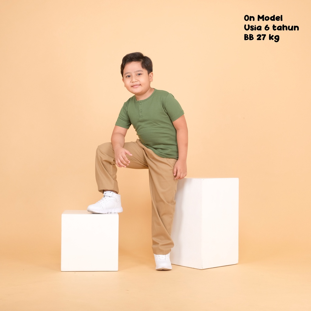 Celana Chino (1) Anak 1 2 3 4 5 6 7 8 9 10 Tahun bahan katun lembut