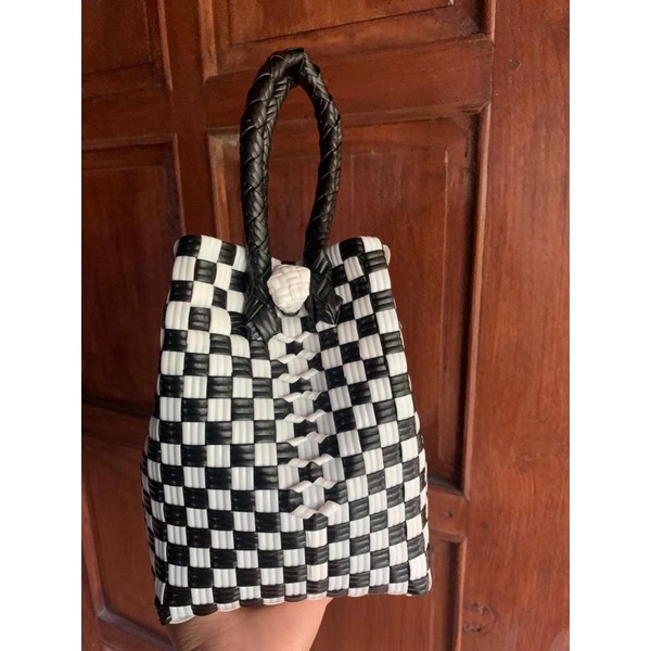 Jali Bag/ Jali kecil/ Jali bag motif Hitam putih//