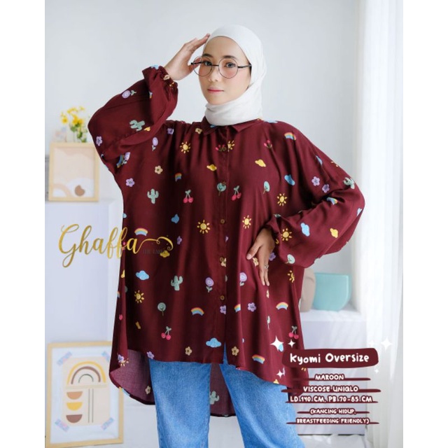 Blouse motif / Kyomi oversize maroon by ghaffa the label / Oversize muslimah warna maroon