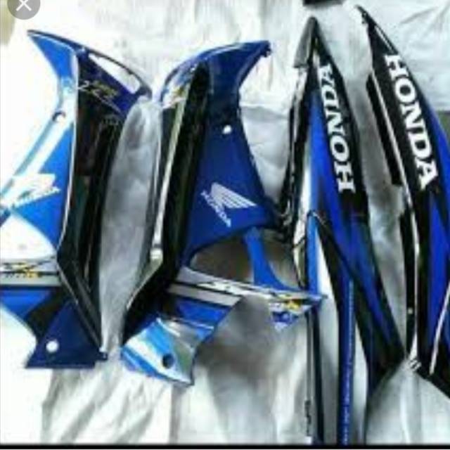 Cover body belakang dan sayap Honda Supra x 125 lama