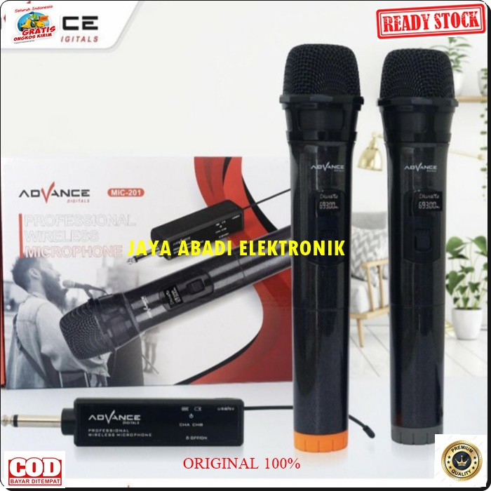 G495 MIC WIRELESS MIK WIRELES DUAL MICROPHONE KARAOKE Mic baterai cas casan pro vocal vokal suara audio sistem mik professional panggung dj studio sound system SEPASANG DOUBLE G495  Untuk yang suka karaokean Mic ini sangat cocok dipakai. Suaranya