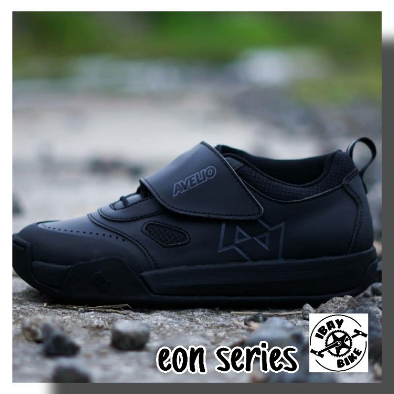 SEPATU SEPEDA MTB AVELIO EON