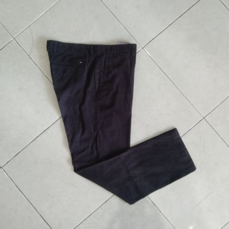 Tommy Hilfiger Longpants / celana second original size 32