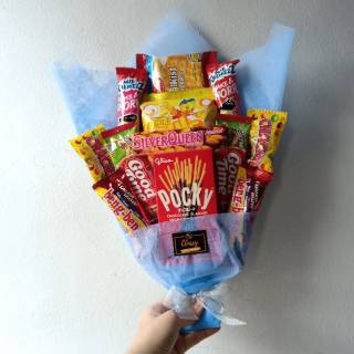 Snack bouquet Bucket  Buket Bunga Snack Makanan Coklat  