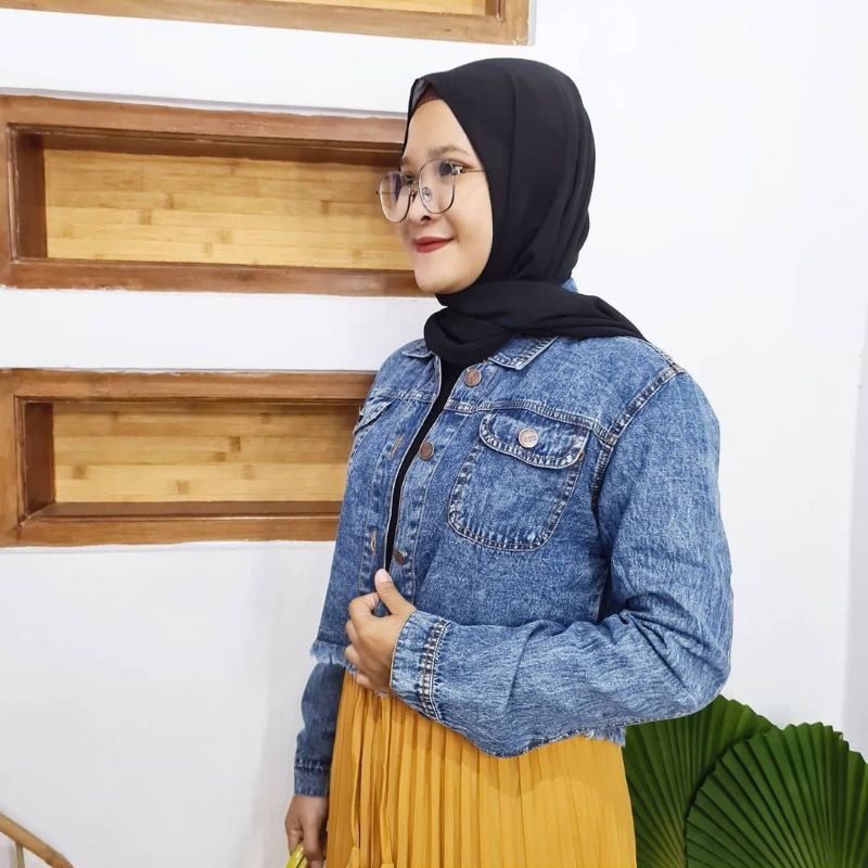 Jaket Crop Jumbo Oversize Jaket Jumbo Wanita Kekinian