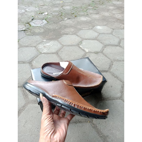 sepatu bustong kulit asli selop pria original murah berkualitas model terbaru casual kekinian tready