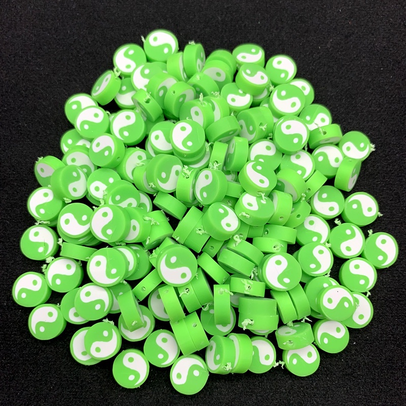 30 Pcs/Pack 10mm Polimer Tanah Liat Warna Yin Yang Ikan Bagua Tai Chi Gambar Manik-manik