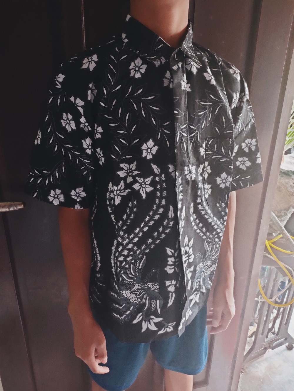 Maura Coupel Batik Couple Keluarga Sania Ruffle Ori Ndoro Jowi Dnt Motif Manuk Tarung Putih