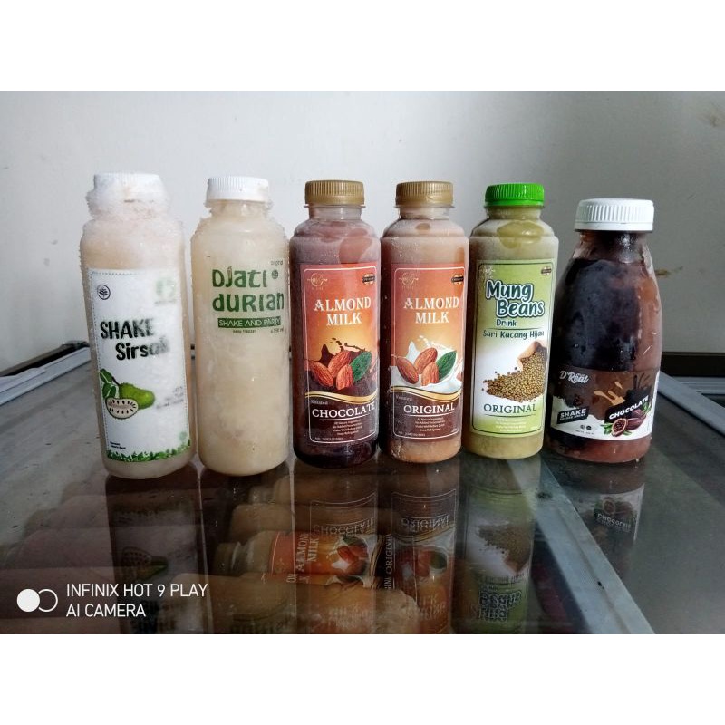 Minuman Beku Shake Sirsak/Shake Coklat/Almond Milk Ori&Coklat/Mung Beans/Djati Durian