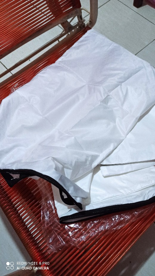 Sarung Bantal Sarban Anti Air Bebas Ompol Kain Waterproof Anti Air