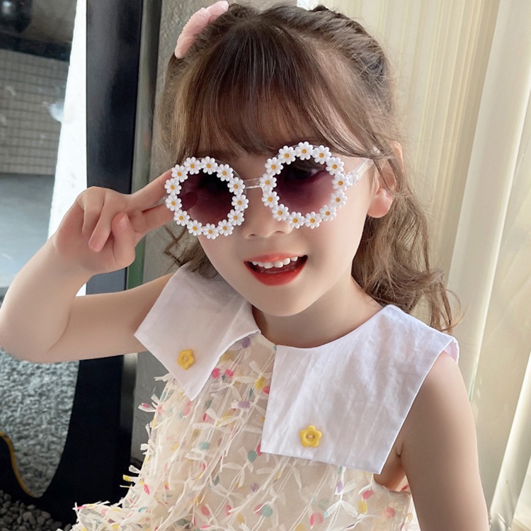 Kacamata Pelindung UV Bingkai Bulat Motif Daisy Untuk Anak Perempuan