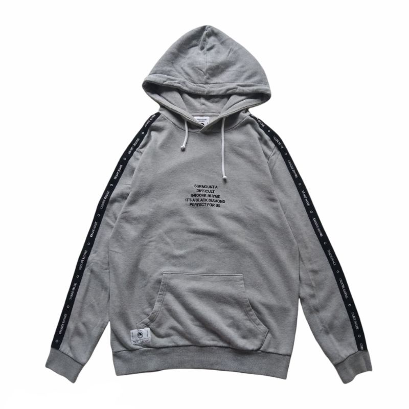 HOODIE GROOVE RHYME SECOND