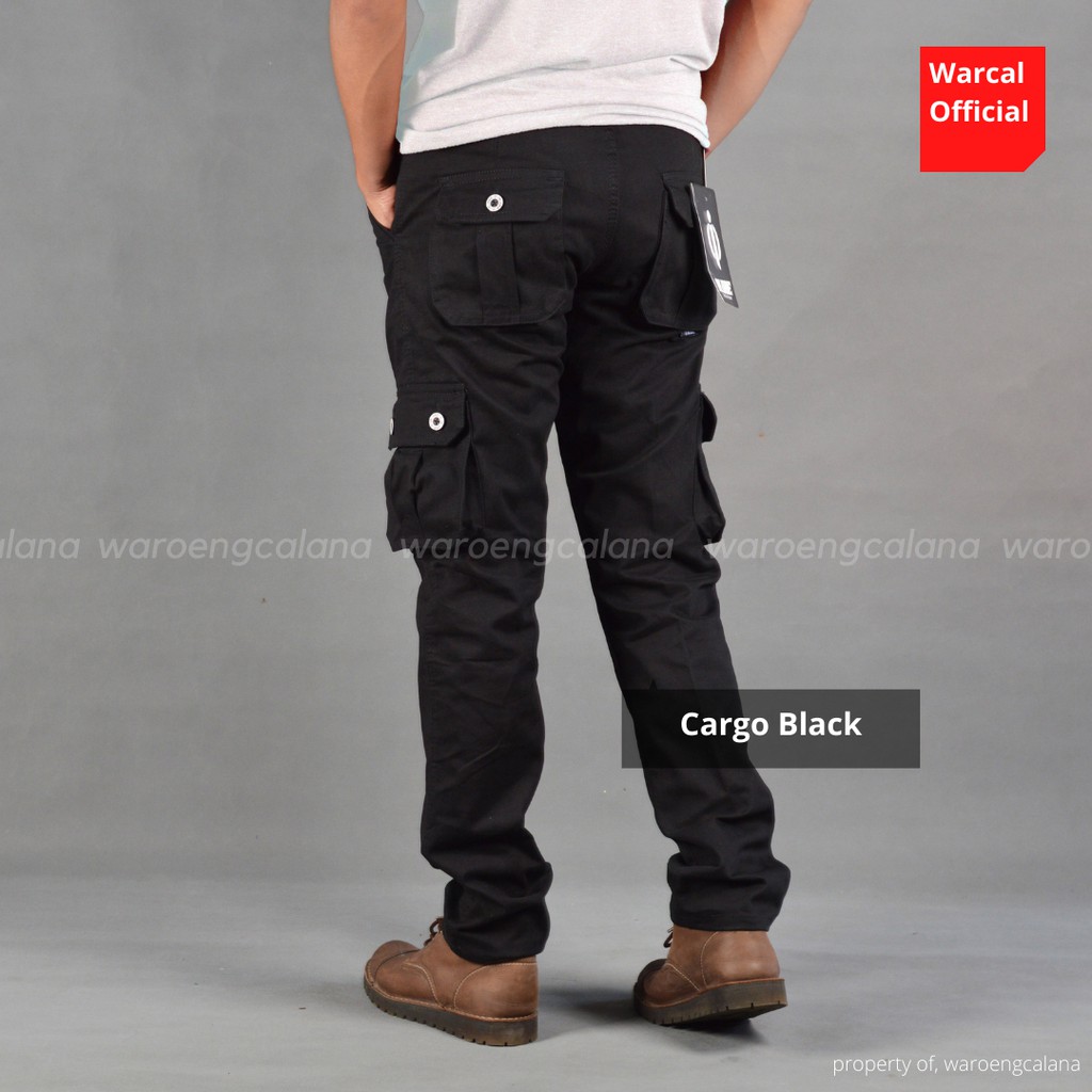 In One Celana Cargo Panjang Black