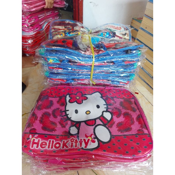 Travel Bag Karakter Waterproof Ukuran 40cm (Tebal 1kg=2pcs)