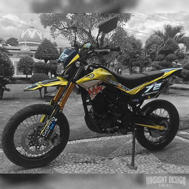 Decal Dtracker 150 KLX Dekal Sticker Motor Custom Motif Hiu Shark Kuning