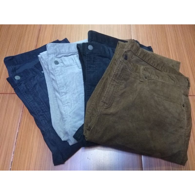 CELANA KODORAI PANJANG GAP ORIGINAL/CELANA BLUDRU CASUAL TRENDY