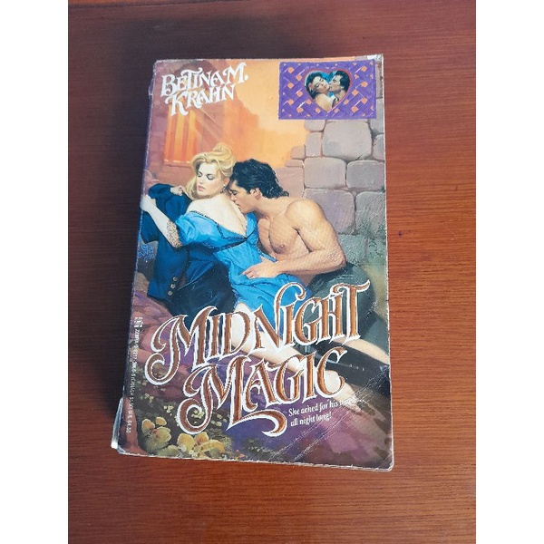 Novel Import Berbahasa Inggris MIDNIGHT MAGIC(Bekas Original & Segel)