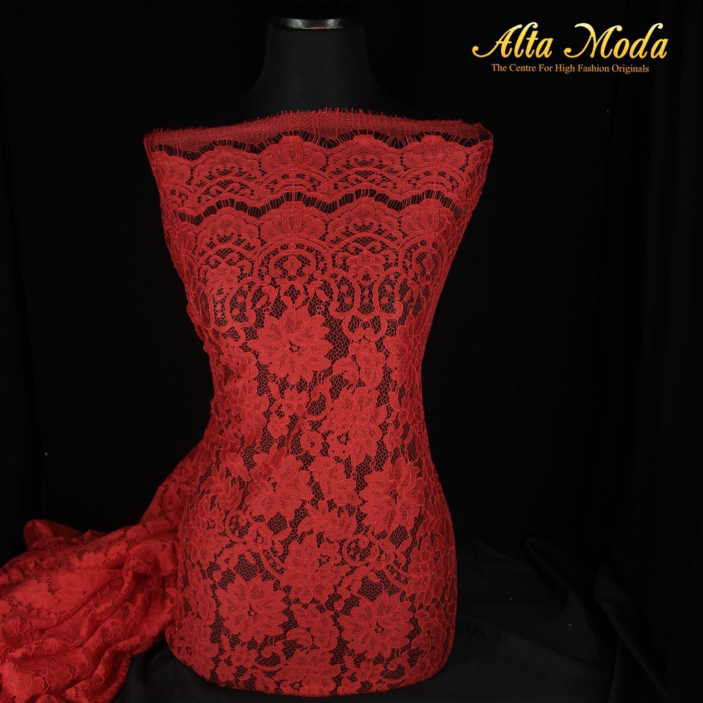 

Alta Moda Brokat Semi Perancis Cord Bunga Kraton Merah Cabai (2.5M)