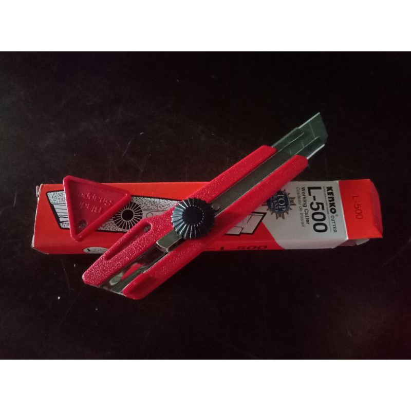 

PISAU CUTTER MERK KENKO L-500