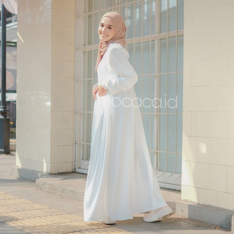 dress putih tulang hitam crincle premium renda dada busui friendly model rok payung sleting depan adem tidak menerawang gamis elegan